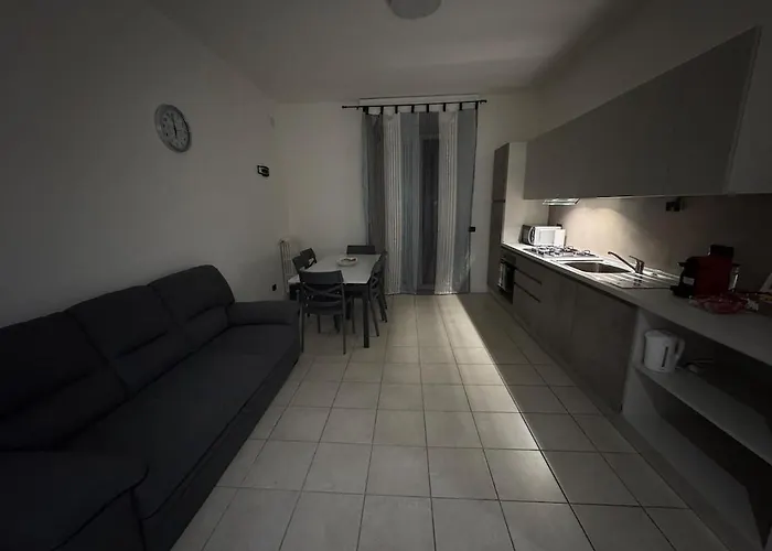 Modern Ideal For Families 900m Arena