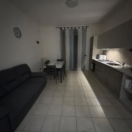Modern Ideal For Families 900m Arena