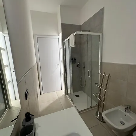 Modern Ideal For Families 900m Arena Verona